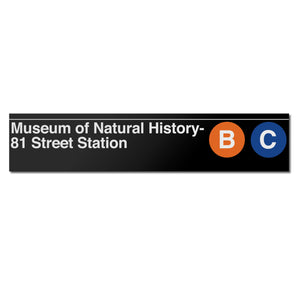 Museum of Natural History / 81 Street Sign