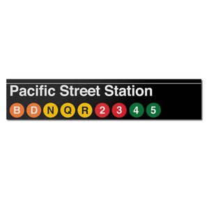 Pacific Street Sign