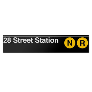 28 Street (N R) Sign