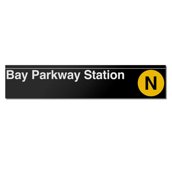 Bay Parkway (N) Sign